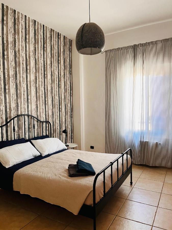Mamo1 - Appartamento In Pieno Centro Citta Bari Exterior foto
